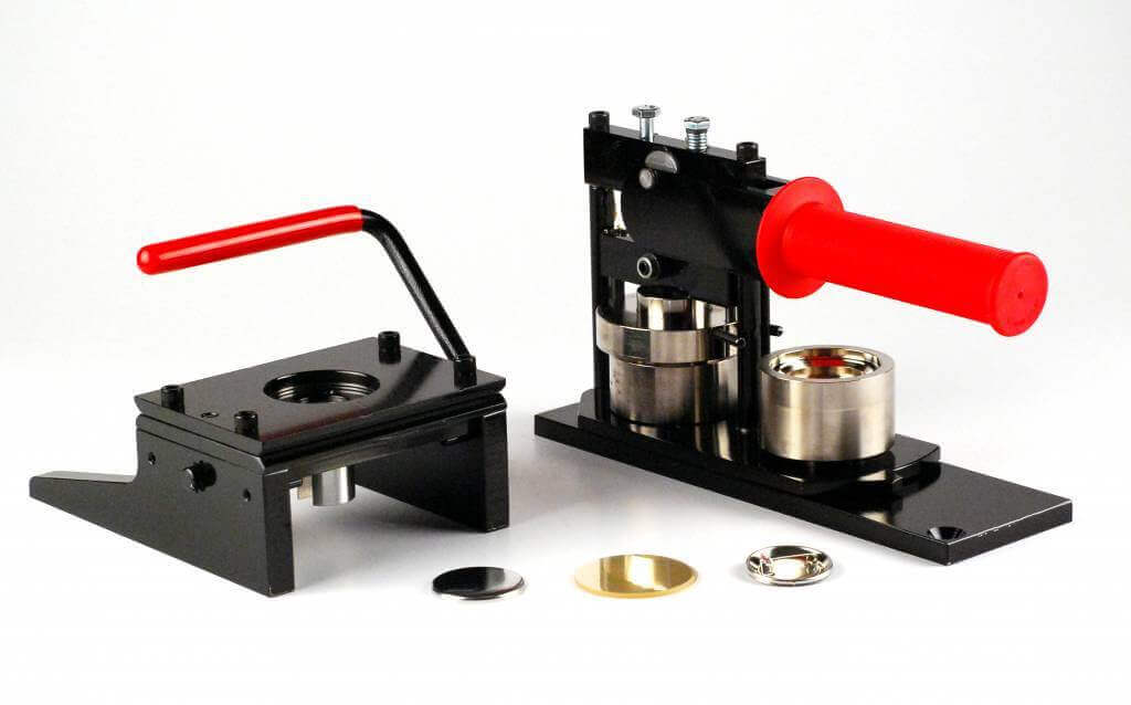 3-in-1 buttonmachine met 25/32/58 mm vormen, buttonmakerset met 300 delen, knoopmachine en ronde snijder, doe-het-zelf badgemaker voor het zelf maken van buttons, school, evenementen, knutselen 3-in-1 buttonmachine met 25/32/58 mm vormen, buttonmakerset met 300 delen, knoopmachine en ronde snijder, doe-het-zelf badgemaker voor het zelf maken van buttons, school, evenementen, knutselen